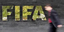 ФИФА ще избере наследника Блатер през декември